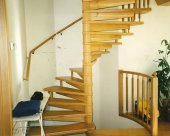 dřevené točité schodiště - RD - Rokycany